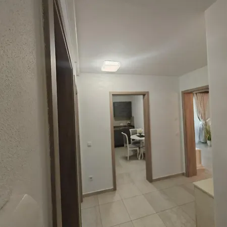 Coresi Mall Exclusive #collection & Apartment Brasov