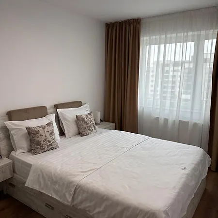 Coresi Mall Exclusive #collection & Apartment Brasov