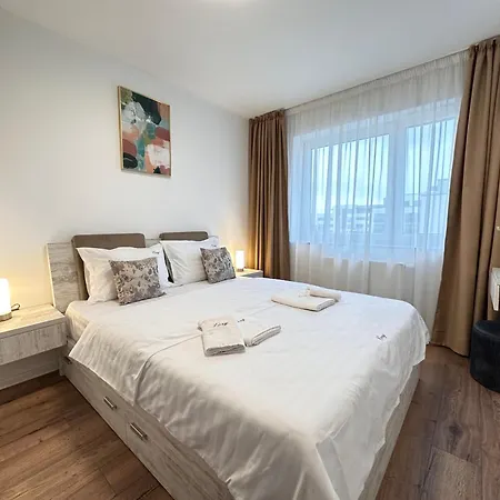 Coresi Mall Exclusive #collection & Appartement *