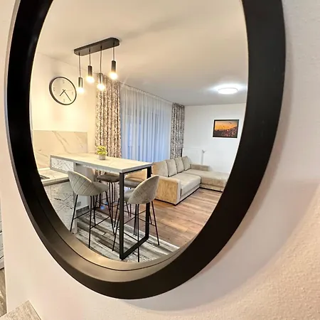 Coresi Mall Exclusive #collection & Apartment Brasov