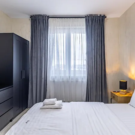 Coresi Mall Exclusive #collection & Apartment Brasov
