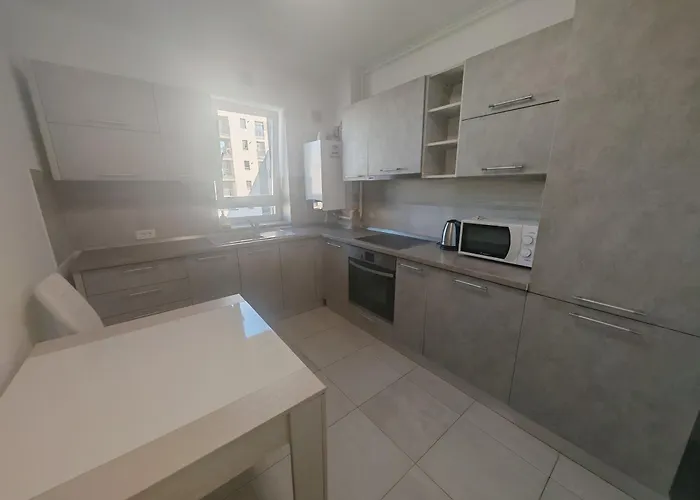 Coresi Mall Exclusive #collection & Apartman *