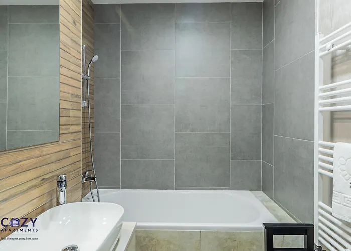 Coresi Mall Exclusive #collection & Apartman