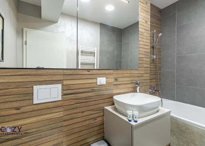 Coresi Mall Exclusive #collection & Apartman *